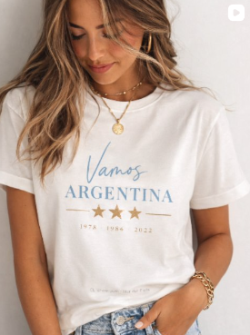 Vestido negro elegante de la colección